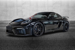 PORSCHE 718  Cayman 4.0 GT4