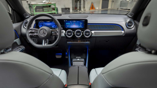 MERCEDES EQB 250+ AMG Line Advanced Plus