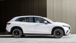 MERCEDES EQS 580 4MATIC AMG Line Premium Extra