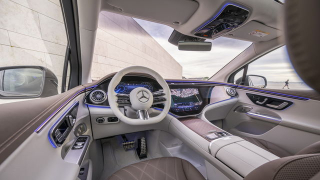 MERCEDES EQE 350+ Electric Art Premium