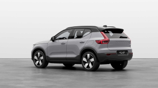 VOLVO XC40 B3 automatico Plus Black Edition
