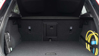 VOLVO XC40 B4 automatico Plus Dark