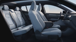 VOLVO EX30 P5 Long Range Plus Black Edition N1