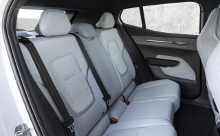 VOLVO EX30 P5 Essential