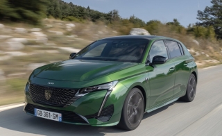 PEUGEOT 308 Plug-in Hybrid 195 e-DCS7 GT