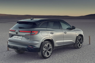 RENAULT Austral Full Hybrid E-Tech 200 CV Evolution