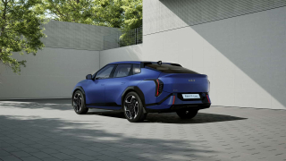 KIA EV4  81.4 kWh Long range Air